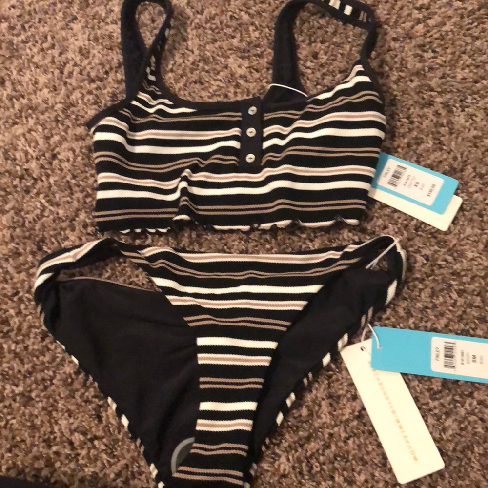 Beach bunny bikini
